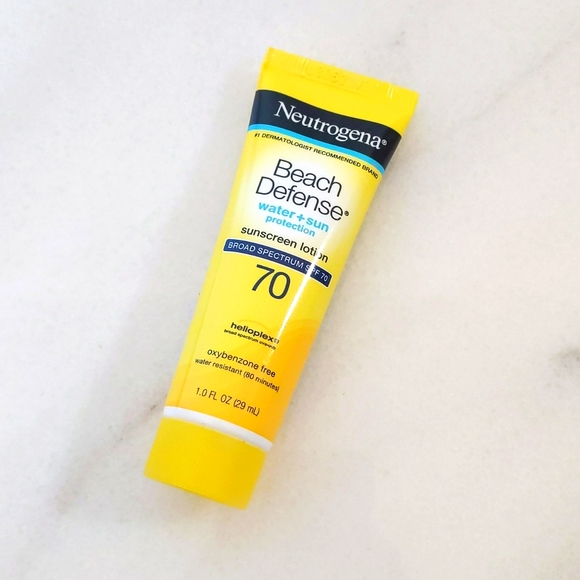 Neutrogena Other - Free with any purchase - Neutrogena SPF 70